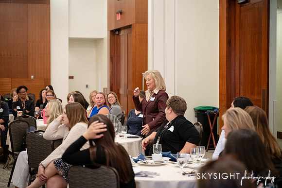 WOMENofWESTMLD_0113