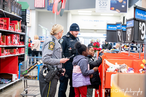 shopwithacop_0010
