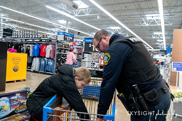 shopwithacop_0012