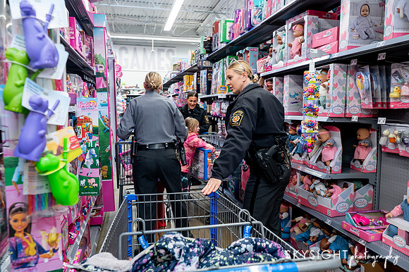 shopwithacop_0015