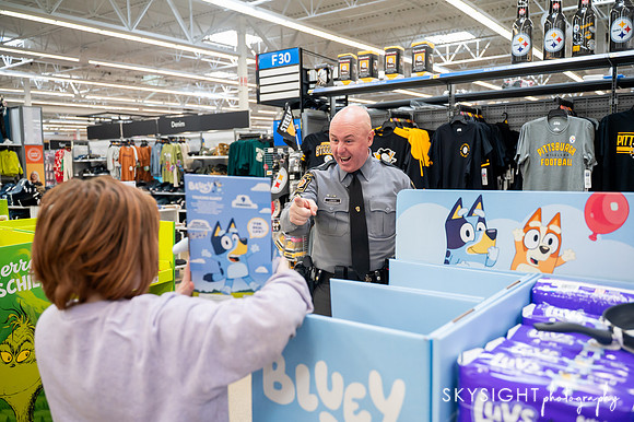 shopwithacop_0057